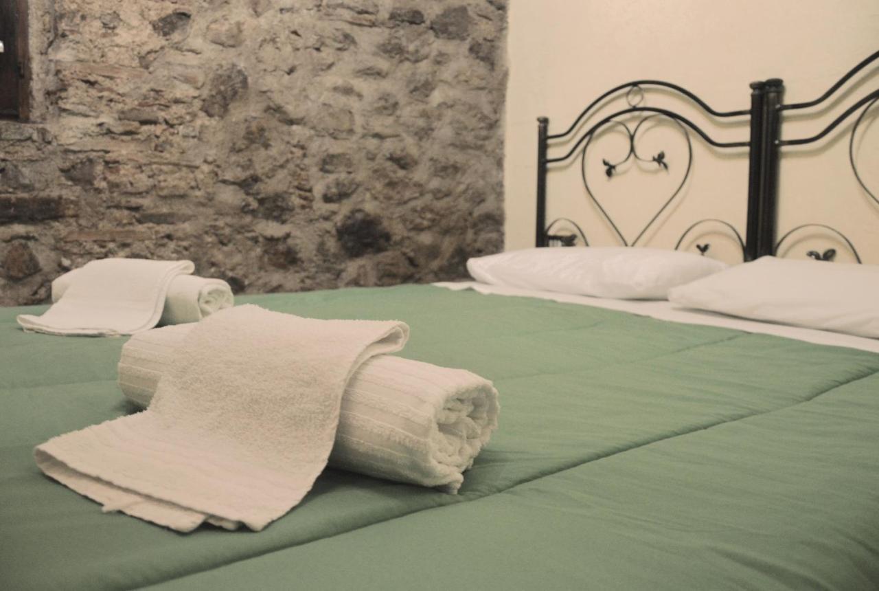 Il Castello Hotell Viggiano Eksteriør bilde