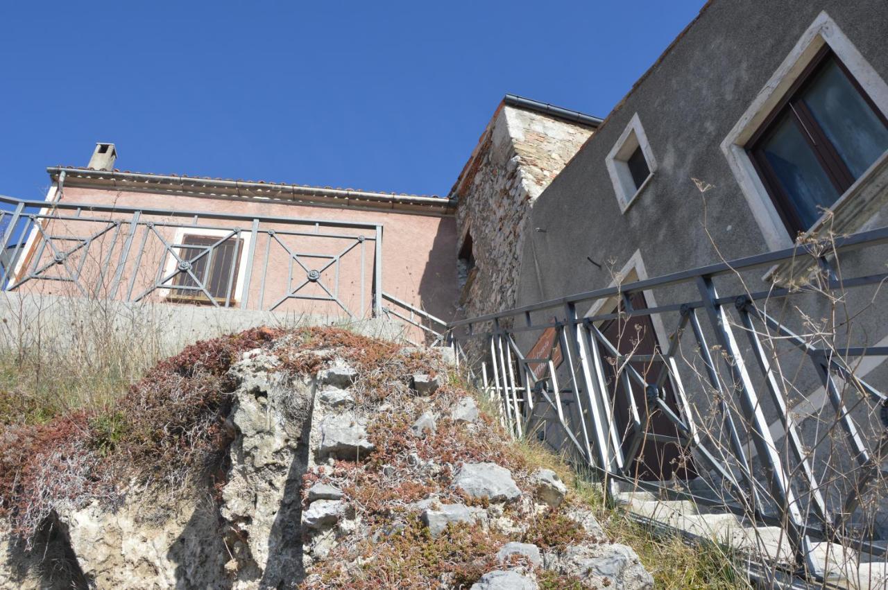 Il Castello Hotell Viggiano Eksteriør bilde